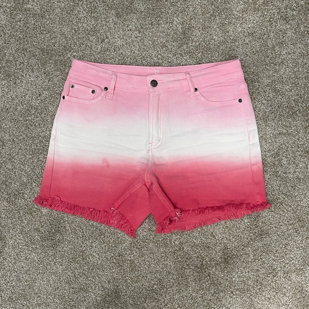 New York & Company shorts, size 8.  Only wore them a few times.